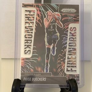 Paige Bueckers Rookie Card Fireworks Panini Prizm Dallas Wings Basketball Card